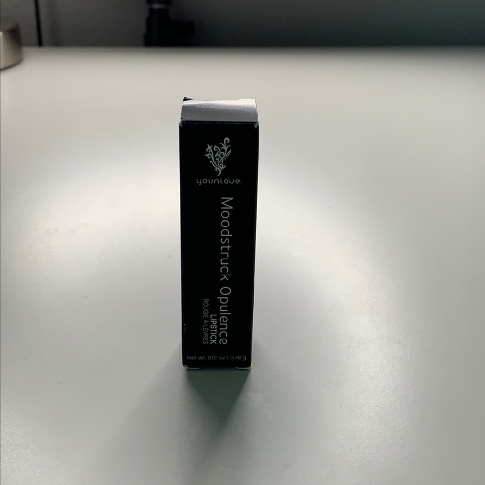 Younique Opulence Lipstick Extravagant